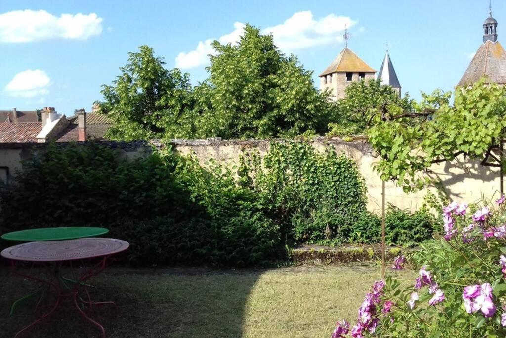 Villa Jardin de Curé Cluny Esterno foto